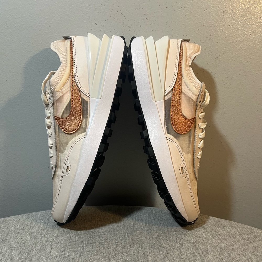 Nike Waffle One ESS Light Soft Pink Athletic Women’s Shoe Size 8 (FB1298 600)​​​ - Picture 7 of 11